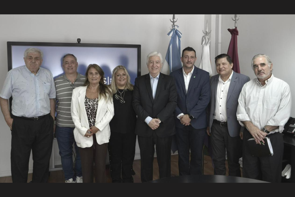 FACE acompañó a la Cooperativa de Laguna Larga en la recepción de un subsidio del INAES